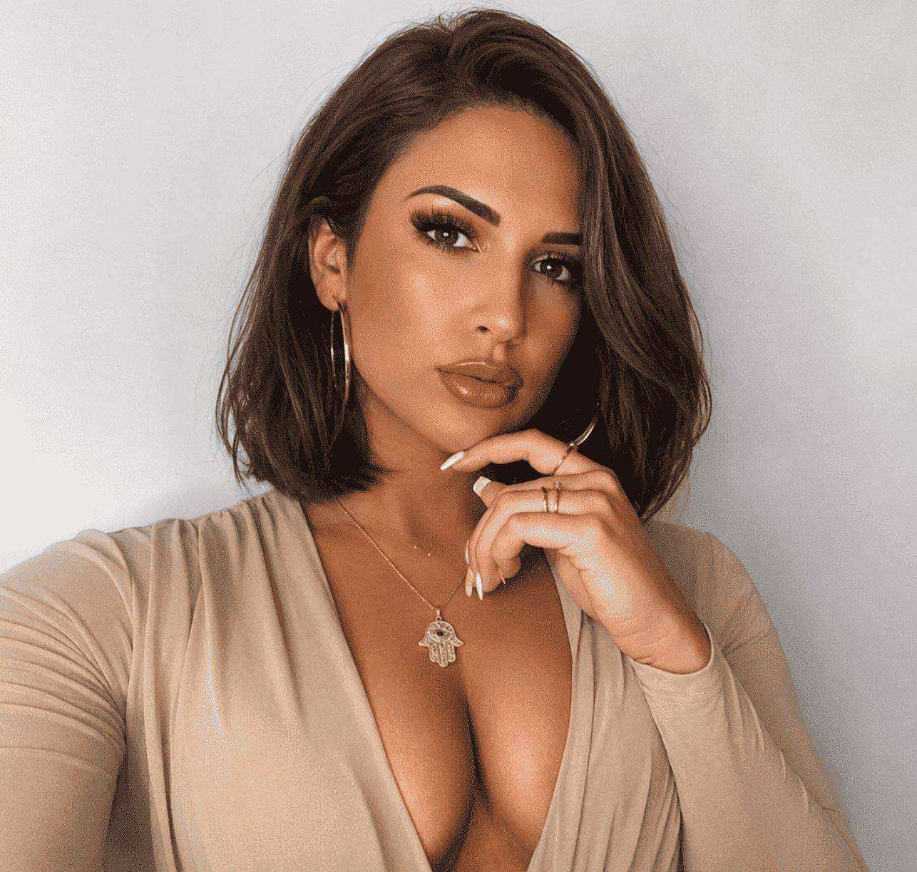 Inès